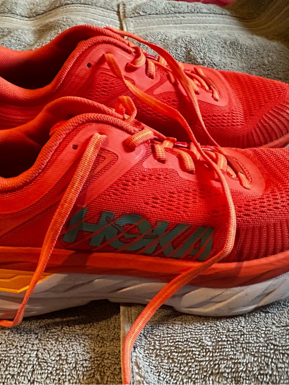 Hoka Women’s Bondi 7 Running Shoes Size 9 - Picture 7 of 7